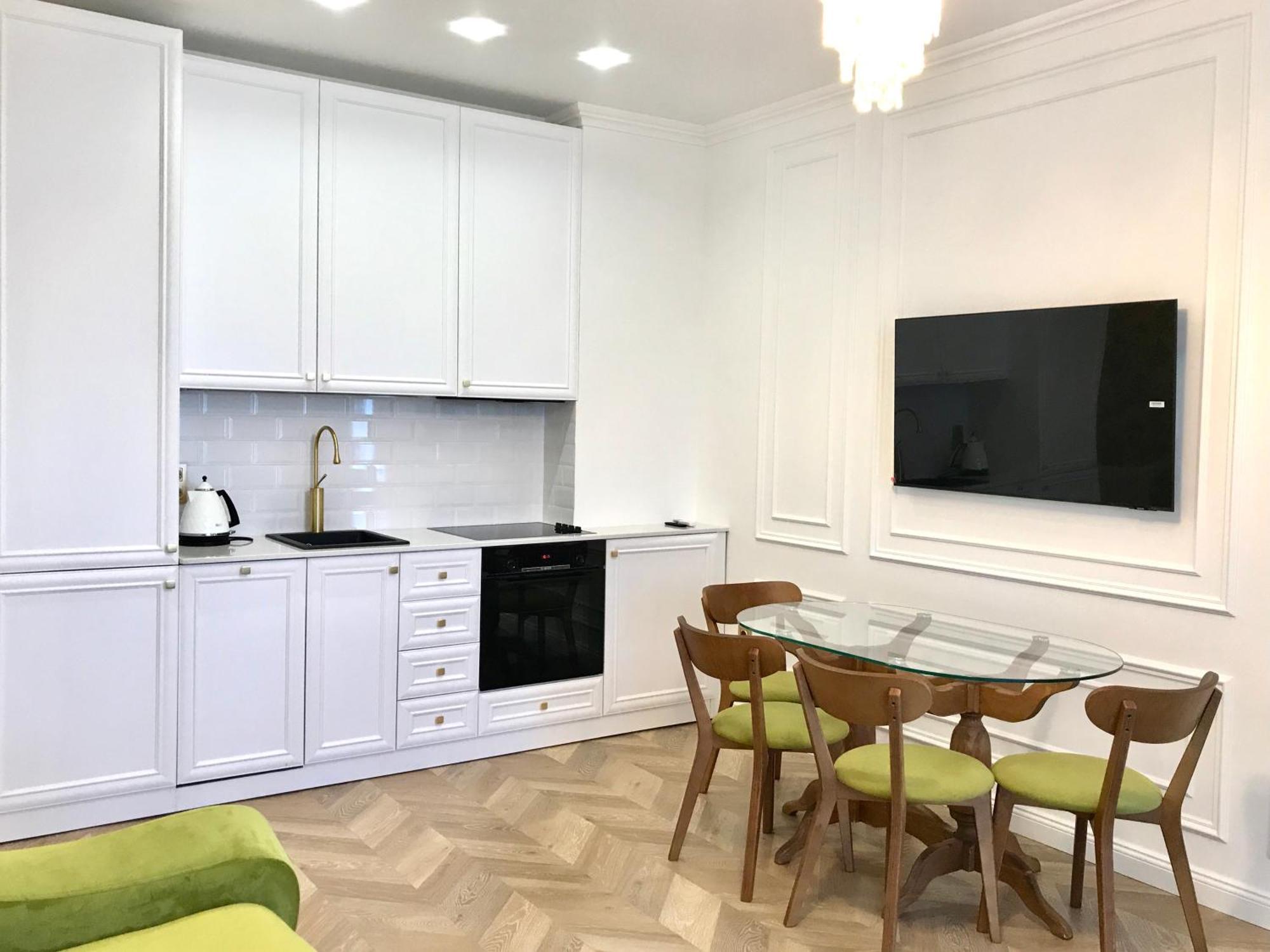 Brand New 1-Bedroom Apartment In City Centre Ґорі Екстер'єр фото