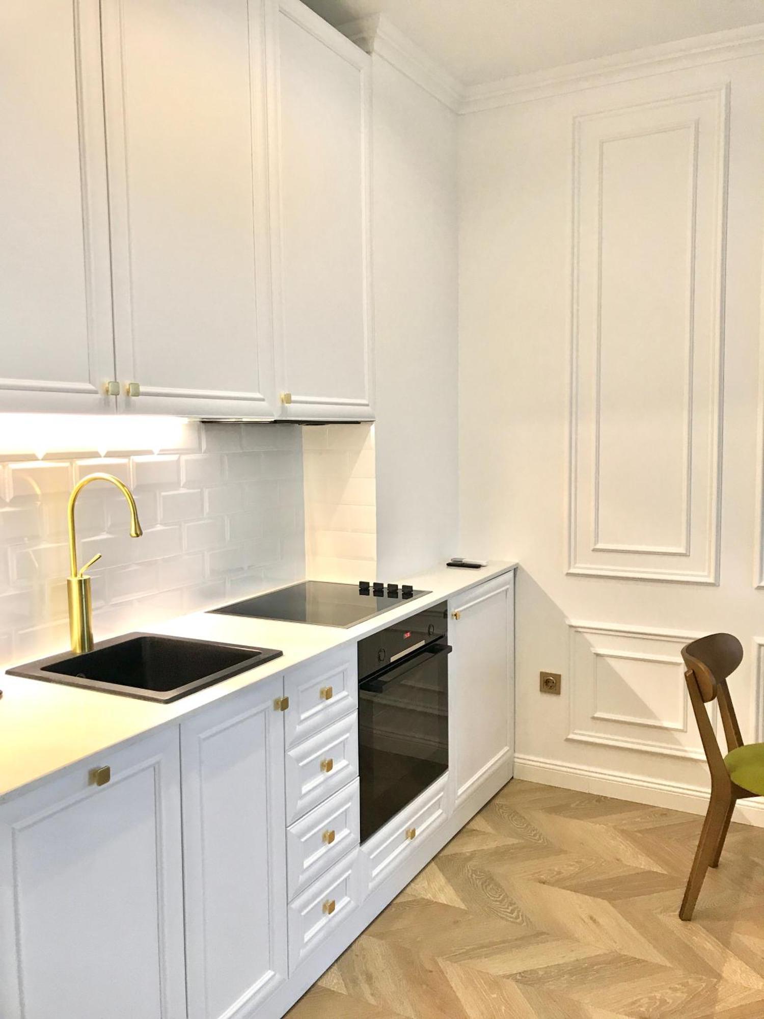 Brand New 1-Bedroom Apartment In City Centre Ґорі Екстер'єр фото